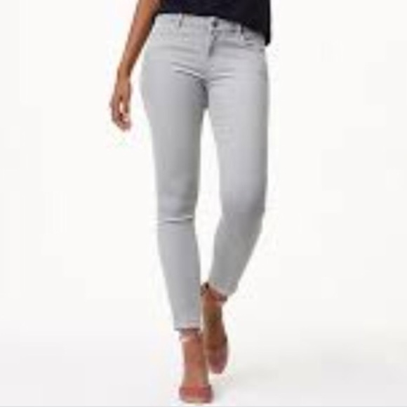 light gray skinny pants